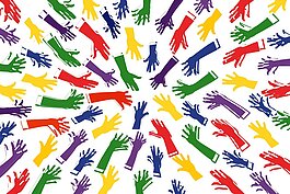 Bunt illustrierte Hände und Arme in Rot, Blau, Gelb, Grün und Violett strecken sich auf weißem Hintergrund aus allen Richtungen nach innen und bilden ein dynamisches, energiegeladenes Muster, das Vielfalt und Einheit repräsentiert.