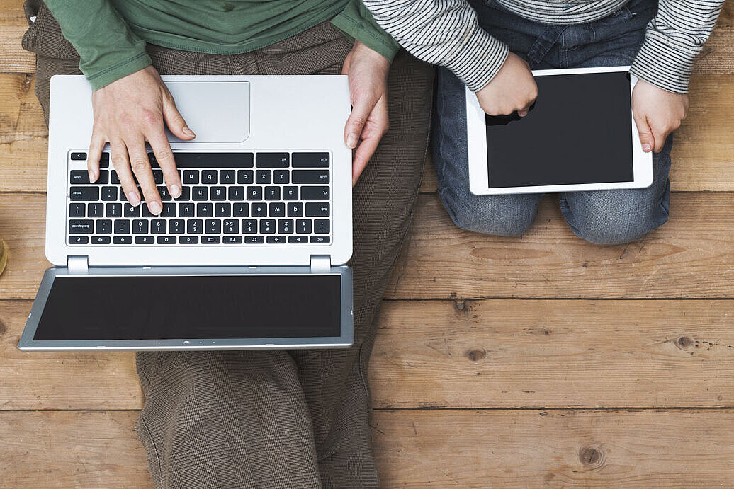 Medien­abende für Eltern in Kinder­tages­einrich­tungen und Schulen in Hessen