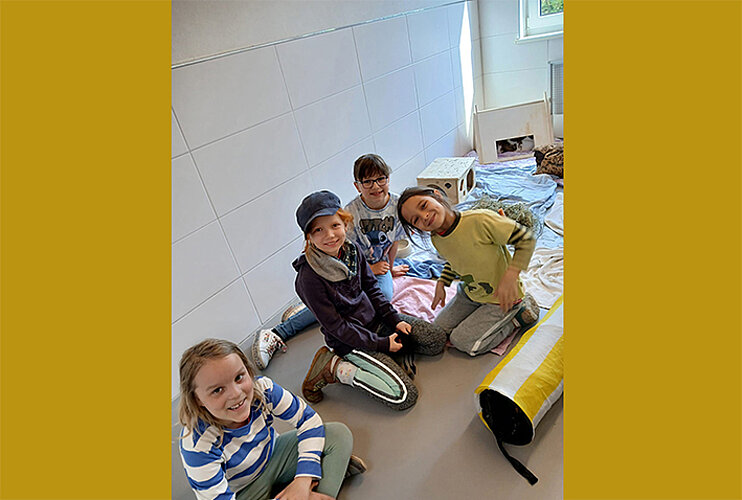 Kinder zu Besuch im Tierheim
