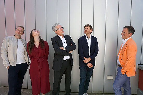 Gruppenfoto der Teilnehmenden der traditionelle Gespräche zwischen der Medienanstalt Hessen und der Freiwilligen Selbstkontrolle der Filmwirtschaft (FSK)