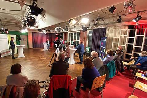 Aufzeichnung der Sendung im Studio des Offenen Kanals Kassel